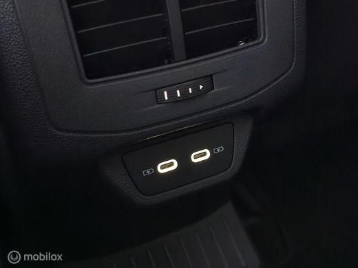 Volkswagen T-Roc 1.5 TSI 3x R-line Panorama/Keyless/Beats/Black Style ActivLease financial lease