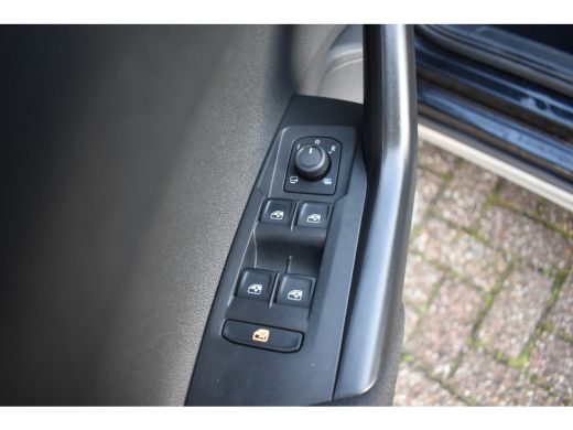 Volkswagen Taigo 1.0 TSI 95PK Life | CAMERA.A CHTER | ADAPT. CRUISE | APP. CONNECT | DAB+ | LED ActivLease financial lease