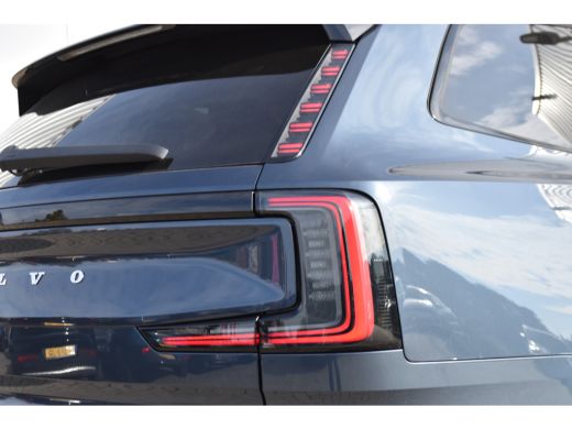 Volvo  EX90 Ultra Pure Electric AWD | Luchvering | Bose | Stoel/Stuurverwarming | Pilot Assist ActivLease financial lease