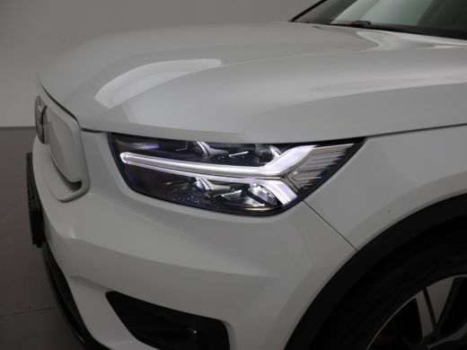 Volvo  XC40 RECHARGE P8 AWD 408 PK + AFN. TREKHAAK | APPLE CARPLAY | 19 INCH | DAB | GOOGLE MAPS ActivLease financial lease