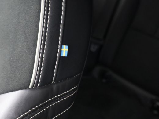 Volvo  XC40 RECHARGE P8 AWD 408 PK + AFN. TREKHAAK | APPLE CARPLAY | 19 INCH | DAB | GOOGLE MAPS ActivLease financial lease