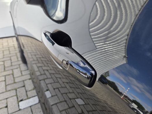 Volvo  XC60 T6 Black Edition | Luchtvering | Stoelventilatie | Trekhaak | ActivLease financial lease