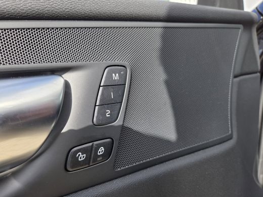 Volvo  XC60 T6 Black Edition | Luchtvering | Stoelventilatie | Trekhaak | ActivLease financial lease