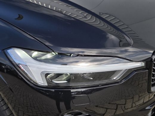Volvo  XC60 T6 Black Edition | Luchtvering | Stoelventilatie | Trekhaak | ActivLease financial lease