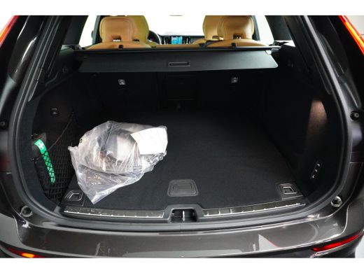 Volvo  XC60 T6 Plus Dark | Luchtvering | Trekhaak | 360cam | Nappaleder | ActivLease financial lease