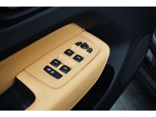 Volvo  XC60 T6 Plus Dark | Luchtvering | Trekhaak | 360cam | Nappaleder | ActivLease financial lease