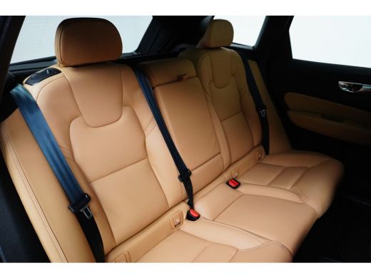 Volvo  XC60 T6 Plus Dark | Luchtvering | Trekhaak | 360cam | Nappaleder | ActivLease financial lease