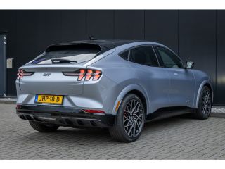 Ford Mustang Mach-E Mach-E GT Extended AWD 98 kWh | Pano-dak | 360 Camera | B&O audio | Standkachel | Elektrische Kle...