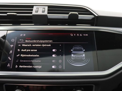 Audi Q3 45 TFSI e S Edition 245PK S-Tronic Pano-Schuifdak, SOH 89%, Trekhaak, PDC voor en achter, Stoelve... ActivLease financial lease