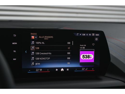 BMW 1 Serie 120 High Executive M Sport Automaat / Panoramadak / Sportstoelen / M Adaptief onderstel / Comfort... ActivLease financial lease