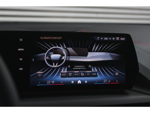 BMW 1 Serie 120 High Executive M Sport Automaat / Panoramadak / Sportstoelen / M Adaptief onderstel / Comfort... ActivLease financial lease