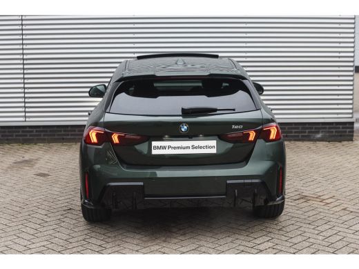 BMW 1 Serie 120 High Executive M Sport Automaat / Panoramadak / Sportstoelen / M Adaptief onderstel / Comfort... ActivLease financial lease