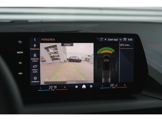 BMW 1 Serie 120 M Sport Automaat / Sportstoelen / M Adaptief onderstel / Achteruitrijcamera / Comfort Access ... ActivLease financial lease