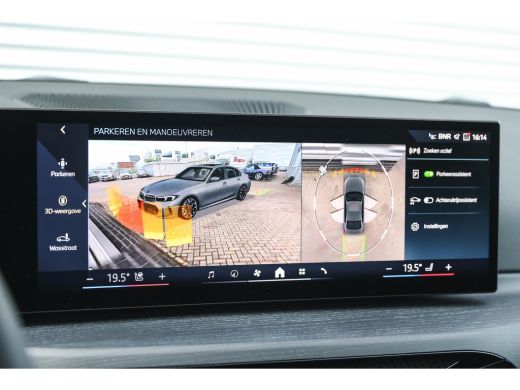 BMW 3 Serie 330e High Executive M Sport Automaat / Schuif-kanteldak / Sportstoelen / M Adaptief onderstel / A... ActivLease financial lease