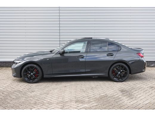 BMW 3 Serie 330e High Executive M Sport Automaat / Schuif-kanteldak / Sportstoelen / M Adaptief onderstel / A... ActivLease financial lease