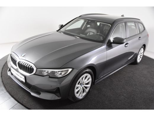 BMW 3 Serie Touring 320i *1ste Eigenaar*Leer*Navigatie*Trekhaak* ActivLease financial lease