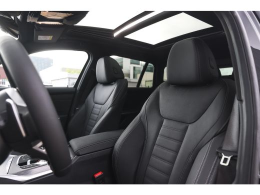 BMW 3 Serie Touring 330e High Executive M Sport Automaat / Panoramadak / Sportstoelen / Comfort Access / Stuu... ActivLease financial lease