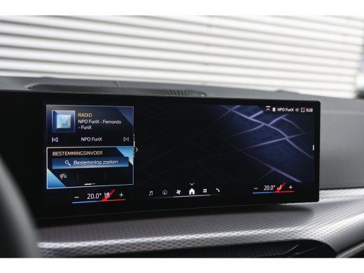 BMW 3 Serie Touring 330e High Executive M Sport Automaat / Panoramadak / Sportstoelen / Comfort Access / Stuu... ActivLease financial lease