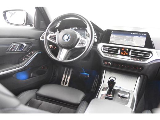 BMW 3 Serie Touring 330e xDrive M-Sport *1ste Eigenaar*Leer*Full Options* ActivLease financial lease