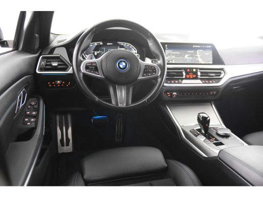 BMW 3 Serie Touring 330e xDrive M-Sport *1ste Eigenaar*Leer*Full Options* ActivLease financial lease