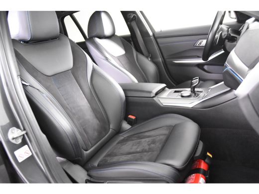 BMW 3 Serie Touring 330e xDrive M-Sport *1ste Eigenaar*Leer*Full Options* ActivLease financial lease