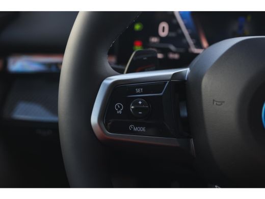 BMW 5 Serie Touring 530e M Sport Automaat / Trekhaak / Stoelventilatie / Comfort Access / Adaptieve LED / Par... ActivLease financial lease