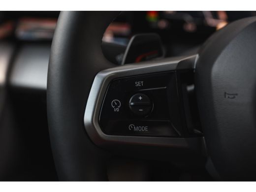 BMW i5 eDrive40 High Executive M Sport / Comfort Access / M Sportonderstel / Adaptieve LED / Parking Ass... ActivLease financial lease