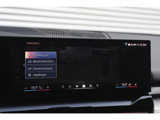 BMW i5 eDrive40 High Executive M Sport / Comfort Access / M Sportonderstel / Adaptieve LED / Parking Ass... ActivLease financial lease