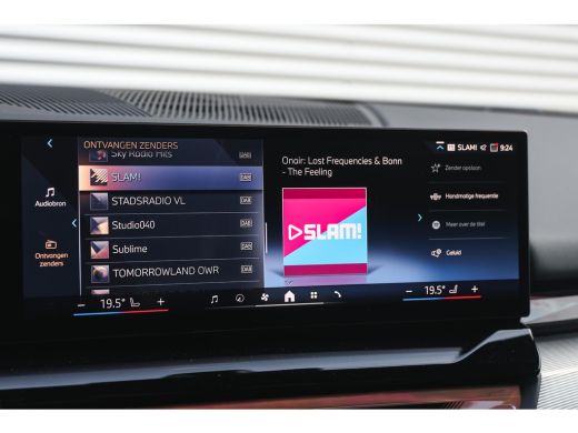 BMW i5 eDrive40 High Executive M Sport / Comfort Access / M Sportonderstel / Adaptieve LED / Parking Ass... ActivLease financial lease