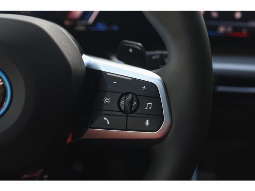 BMW X1 xDrive30e High Executive M Sport Automaat / Panoramadak / Trekhaak / Sportstoelen / M Adaptief on... ActivLease financial lease