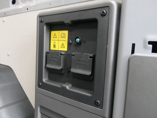 Ford E-Transit 350 L3H2 Trend 68 kWh | PRO Power Stopcontacten | Adaptive Cruise | BLIS | 360 Camera | Lichtmeta... ActivLease financial lease