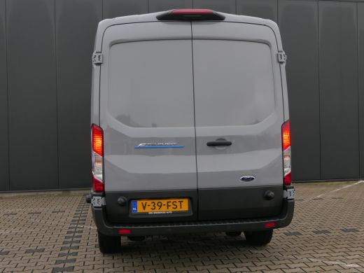 Ford E-Transit 350 L3H2 Trend 68 kWh | PRO Power Stopcontacten | Adaptive Cruise | BLIS | 360 Camera | Lichtmeta... ActivLease financial lease
