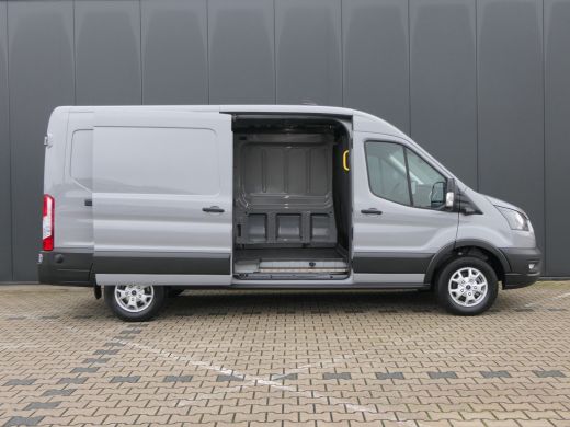 Ford E-Transit 350 L3H2 Trend 68 kWh | PRO Power Stopcontacten | Adaptive Cruise | BLIS | 360 Camera | Lichtmeta... ActivLease financial lease