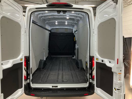 Ford E-Transit 350 L4H3 Trend 68 kWh | 360 Camera | Adaptive Cruise | BLIS | Elektrische Stoel | Navigatie | Sto... ActivLease financial lease