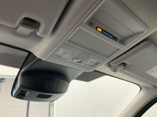 Ford E-Transit Custom 320 L2H1 Limited 65 kWh | Trekhaak | Adaptive Cruise | BLIS | Verwarmde Voorruit | Navigatie | Ca... ActivLease financial lease