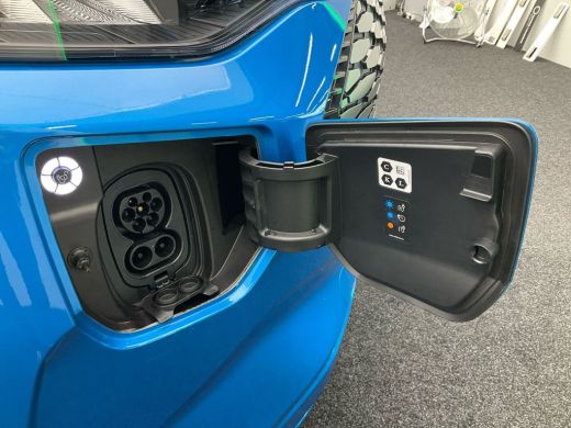 Ford E-Transit Custom 320 L2H1 Limited 65 kWh | Trekhaak | Adaptive Cruise | BLIS | Verwarmde Voorruit | Navigatie | Ca... ActivLease financial lease