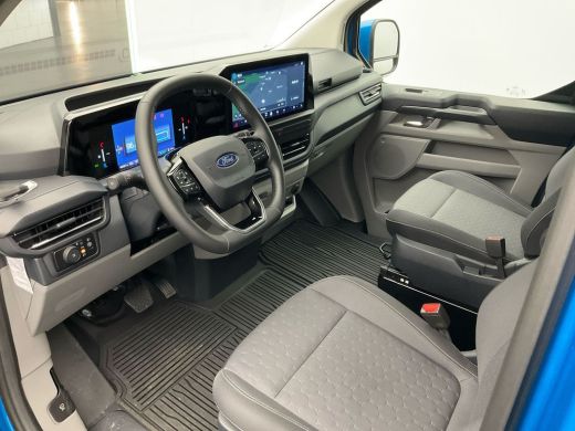 Ford E-Transit Custom 320 L2H1 Limited 65 kWh | Trekhaak | Adaptive Cruise | BLIS | Verwarmde Voorruit | Navigatie | Ca... ActivLease financial lease