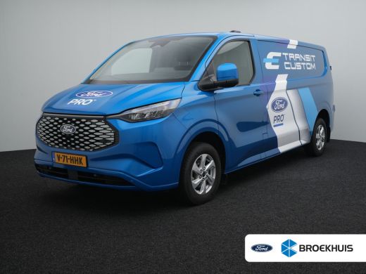 Ford E-Transit Custom 320 L2H1 Limited 65 kWh | Trekhaak | BLIS | Adaptive Cruise | Navigatie | LED | Keyless | Stoelve...