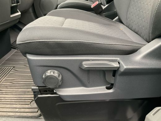 Ford E-Transit Custom 320 L2H1 Limited 65 kWh | Trekhaak | BLIS | Adaptive Cruise | Navigatie | LED | Keyless | Stoelve... ActivLease financial lease