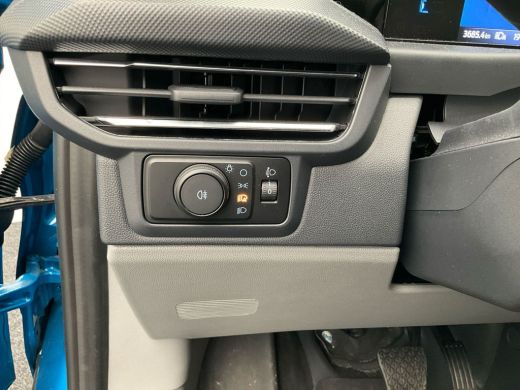 Ford E-Transit Custom 320 L2H1 Limited 65 kWh | Trekhaak | BLIS | Adaptive Cruise | Navigatie | LED | Keyless | Stoelve... ActivLease financial lease