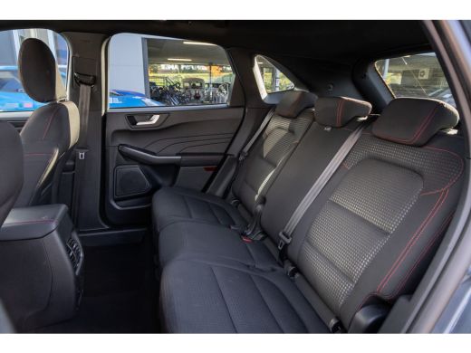 Ford Kuga 2.5 PHEV ST-Line | Camera | Stoel/stuur/voorruit verwarming | Navi | Apple Carplay/Android Auto |... ActivLease financial lease