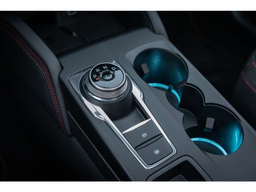 Ford Kuga 2.5 PHEV ST-Line | Elektrisch panorama-dak | Camera | Stoel/stuur/voorruit verwarming | Apple Car... ActivLease financial lease