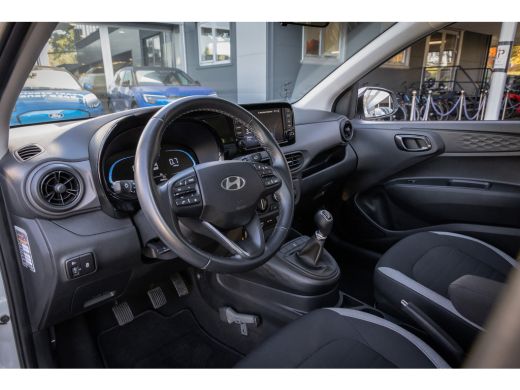 Hyundai i10 1.0 Comfort Smart | Achteruitrijcamera | Apple Carplay/Android Auto | Audio-navigatie full map | ... ActivLease financial lease