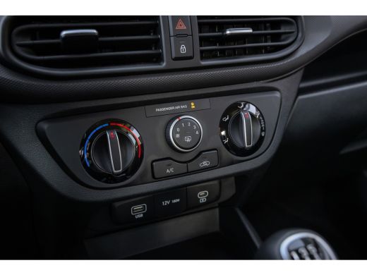 Hyundai i10 1.0 Comfort Smart | Achteruitrijcamera | Apple Carplay/Android Auto | Audio-navigatie full map | ... ActivLease financial lease