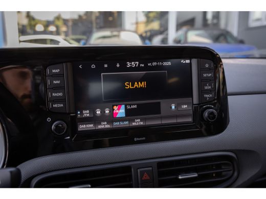 Hyundai i10 1.0 Comfort Smart | Achteruitrijcamera | Apple Carplay/Android Auto | Audio-navigatie full map | ... ActivLease financial lease