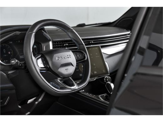 Lynk & Co 01 1.5 PHEV 261PK MY23 | Black pakket |  Donkere hemel | 360 Camera | 7.4 kWh Boordlader | S/K-panod... ActivLease financial lease