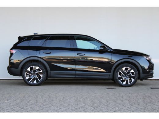 Opel Grandland 1.2 Turbo Hybrid GS | AFL led koplampen | Stoel- stuurwielverwarming | AGR stoelen | Navigatie | ... ActivLease financial lease