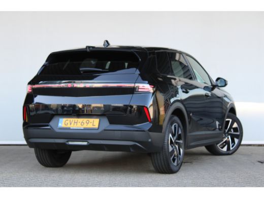 Opel Grandland 1.2 Turbo Hybrid GS | AFL led koplampen | Stoel- stuurwielverwarming | AGR stoelen | Navigatie | ... ActivLease financial lease