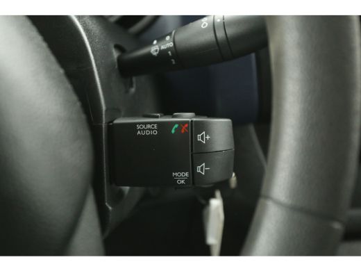 Opel Vivaro 1.6 CDTI L1H1 | Airco | Cruise | Camera | Navi | Achterklep ActivLease financial lease