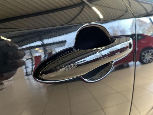 Toyota Corolla Hybrid 180 GR Sport Plus Pack | Uit voorraad leverbaar | ActivLease financial lease